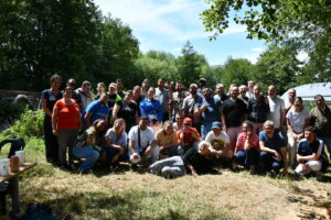 Photo d'équipe d'APRE Services au jardin