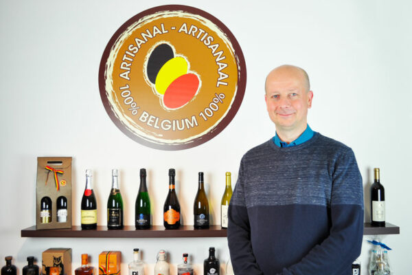 Belartisan, avec Bernard Devos, signe une collaboration avec une ETA